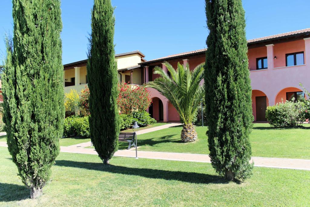 Le Corti Del Sole Residence Venturina Terme Exteriör bild